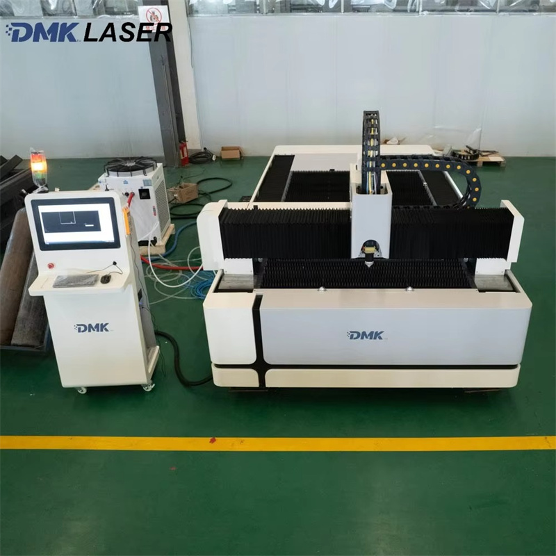 Single Table TQL-F3000-3015 Op - огляд і ціна Industrial Laser Types