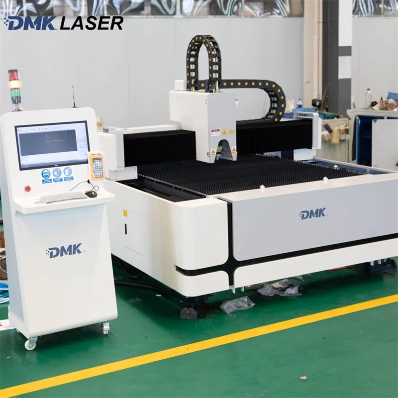 Single Table TQL-F3000-3015 Op - огляд і ціна Industrial Laser Types